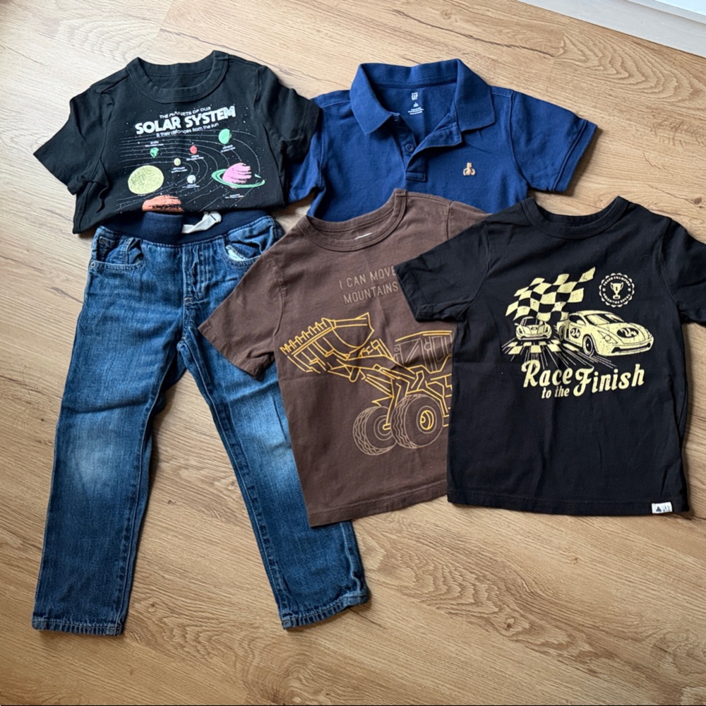 GAP Navy Polo & Assorted Graphic Tees in Black, Brown, Blue